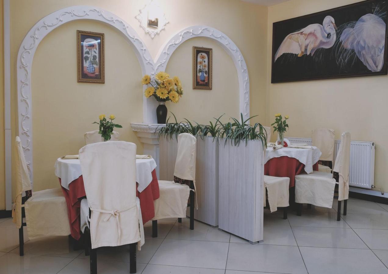 Zajazd Restauracja Paradise Czaplinek Exterior photo